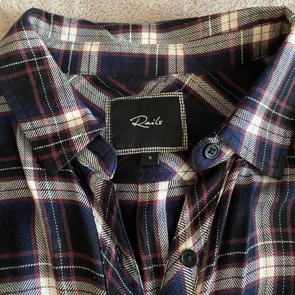 Rails Plaid Button Down Shirt Size Small - Picture 4 of 4